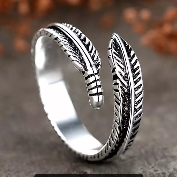 "Drifting" Minimalist Boho Hippie Festival Feather Antique Vintage Silver Ring - Picture 5 of 8